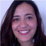 Licenciada en Historia por la University of Oregon, USA